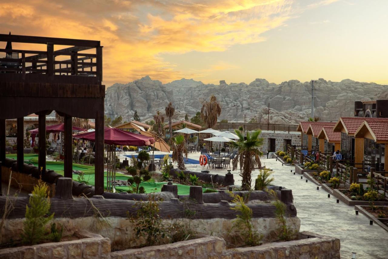 Petra Seasons Luxury Resort Al Hayy Buitenkant foto