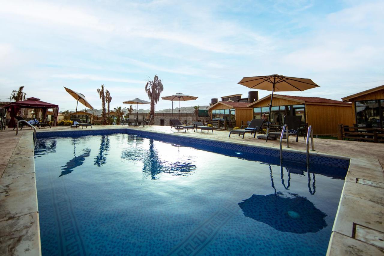 Petra Seasons Luxury Resort Al Hayy Buitenkant foto