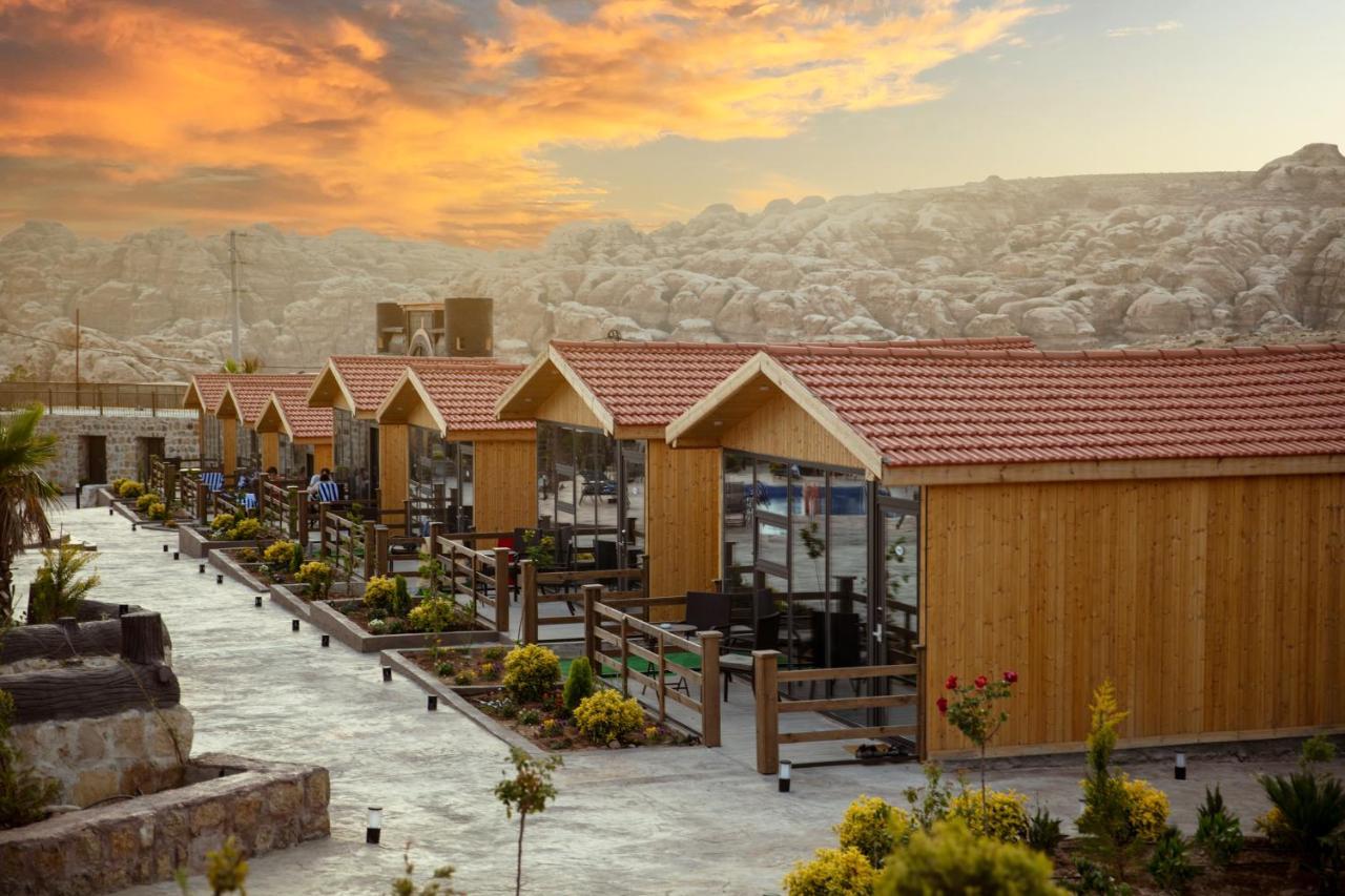 Petra Seasons Luxury Resort Al Hayy Buitenkant foto