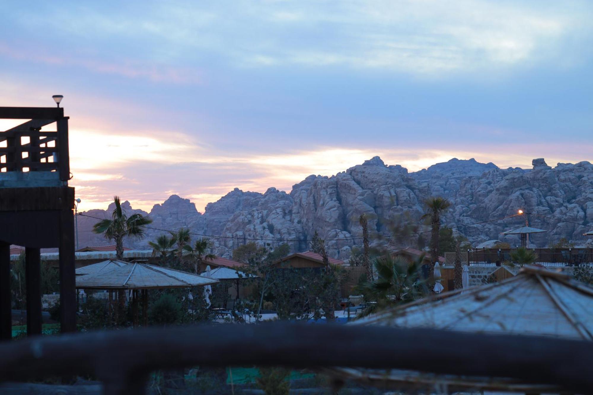 Petra Seasons Luxury Resort Al Hayy Buitenkant foto