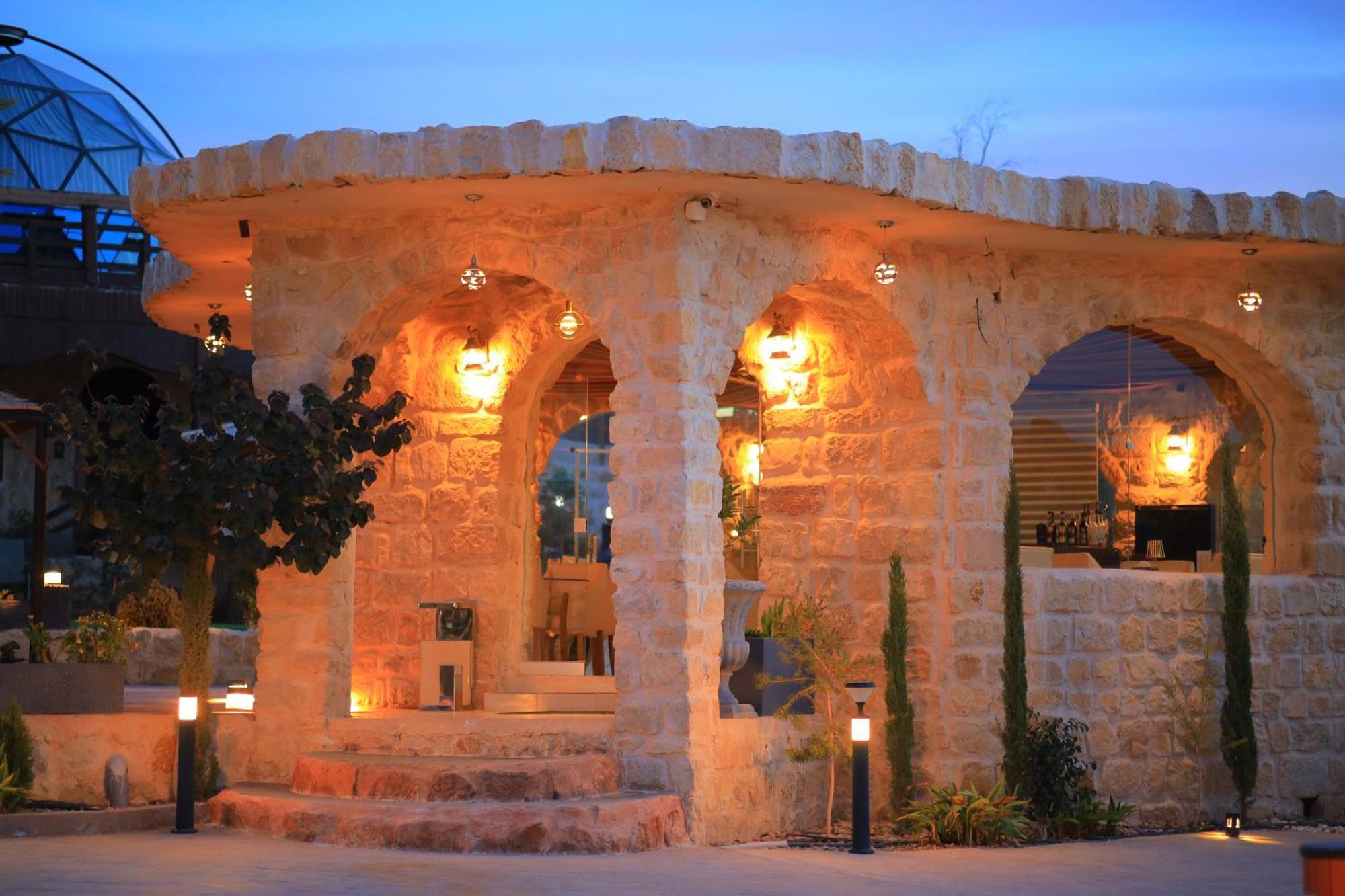 Petra Seasons Luxury Resort Al Hayy Buitenkant foto